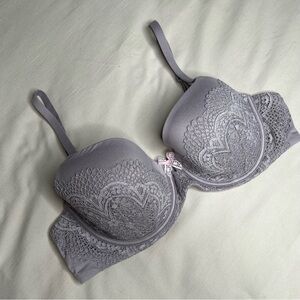 ✨Never Worn✨Victoria's Secret: Body by Victoria Lined Demi Bra